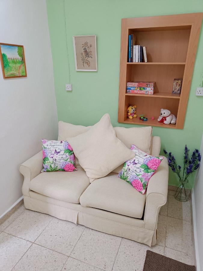 The Grapevine Guest House Paphos Exterior foto